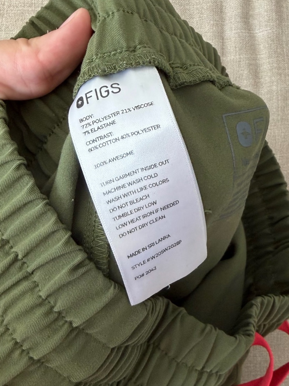 Figs Womens Green Scrub Top And Joggers Set - Picture 9 of 11